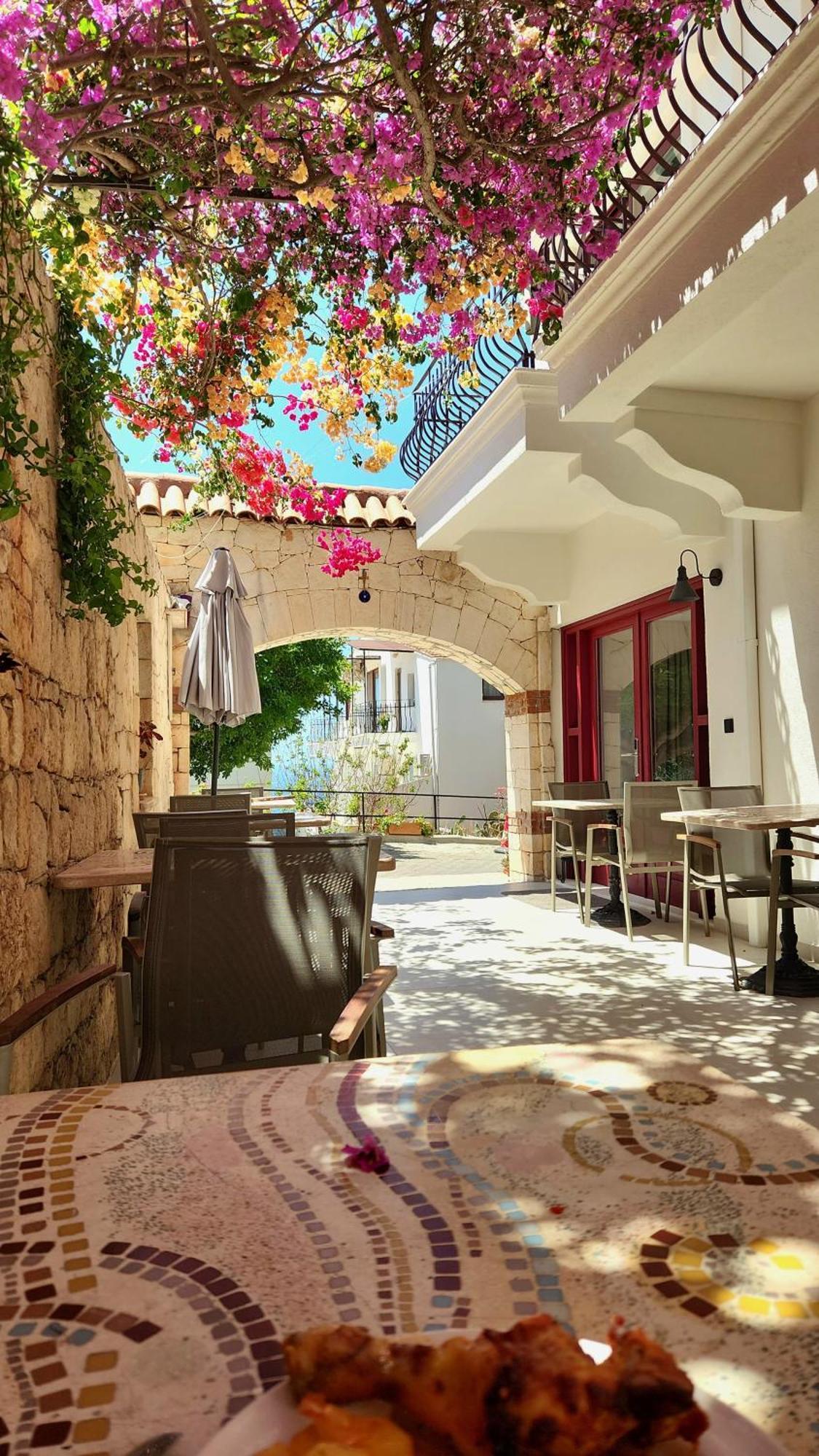 Hotel Begonvil كاس المظهر الخارجي الصورة